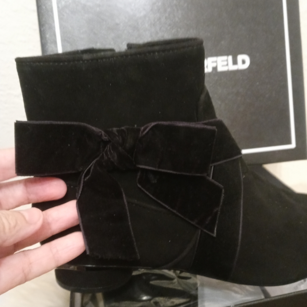 🎅KARL LAGERFELD BOW BOOTS